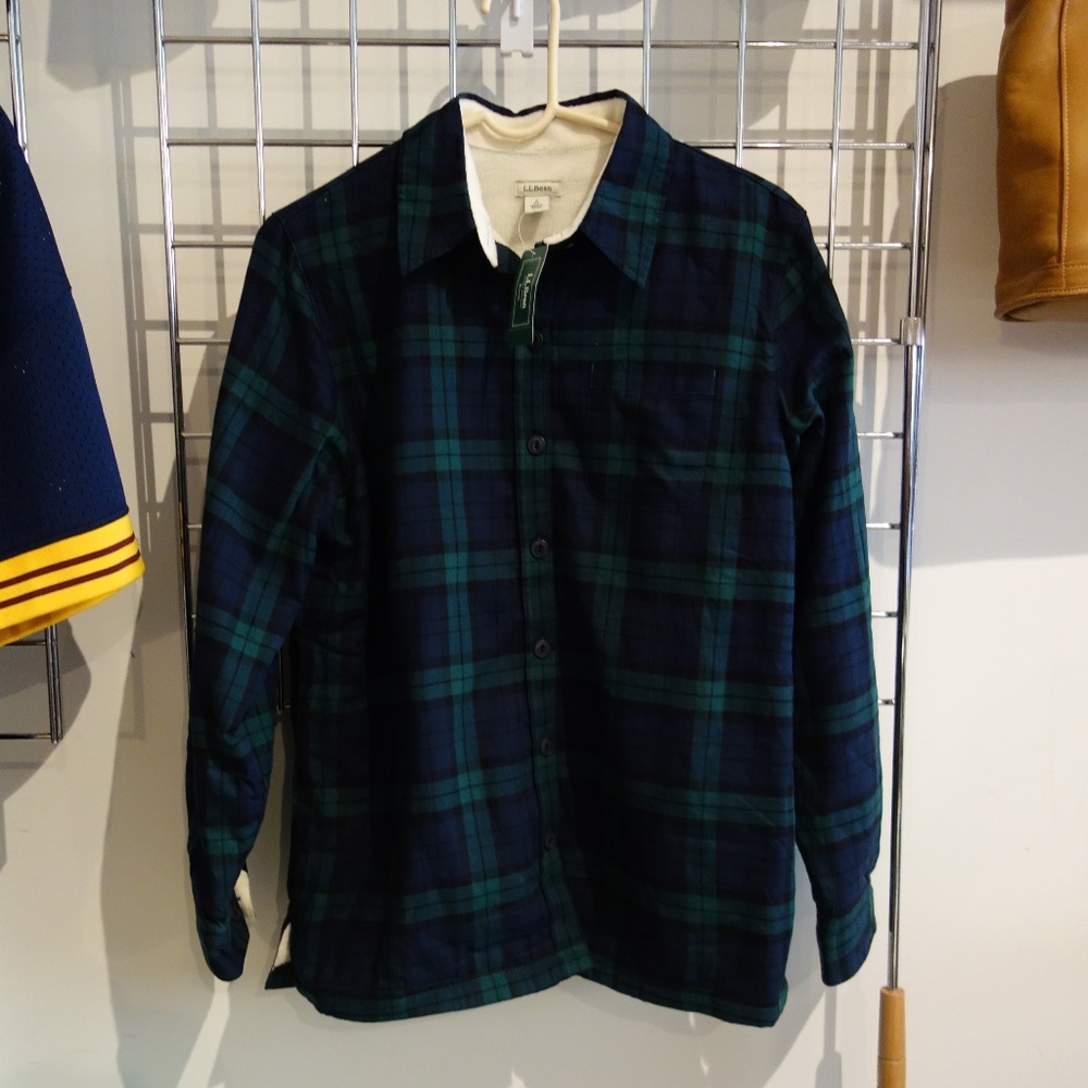 L.L. Bean Multicolored Notched Collar Button Down… - image 2